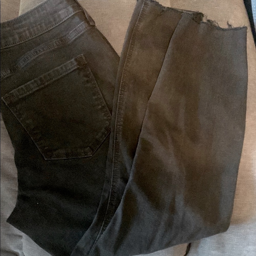 Old Navy Black Ankle Cropped Jeans NWOT. Mid-Rise Rockstar Super Skinny 10P